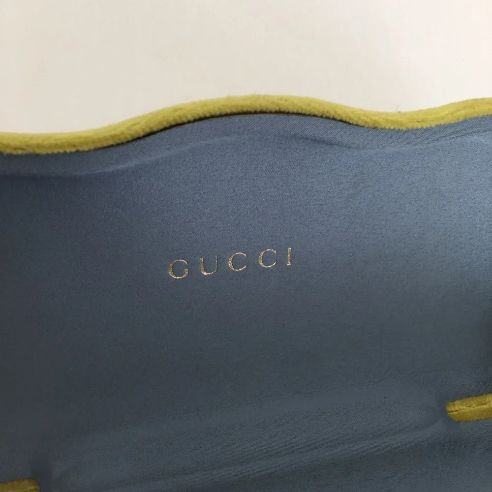 GUCCI Hard Clamshell Replacement Eyeglass Case Lime Green Velour Sunglasses Case